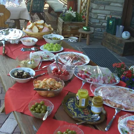 Landhaus Greiderer Bed & Breakfast 3*