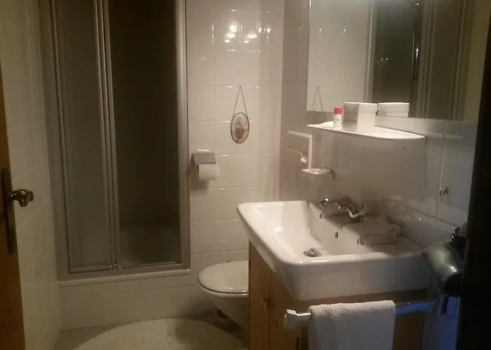 Greiderer לינה וארוחת בוקר