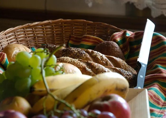 Greiderer לינה וארוחת בוקר 3*