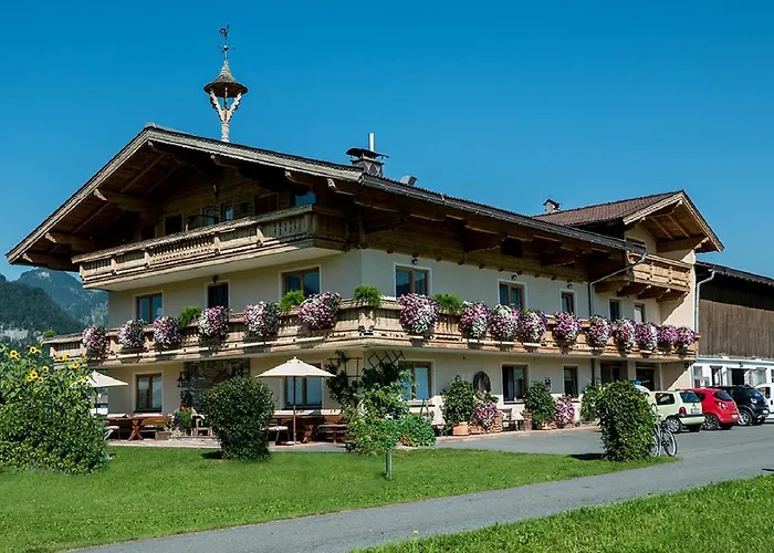 לינה וארוחת בוקר Greiderer קוסן