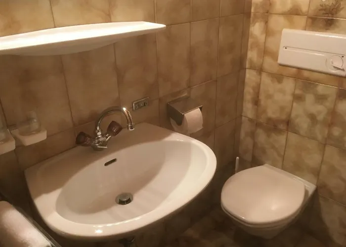 לינה וארוחת בוקר Greiderer קוסן